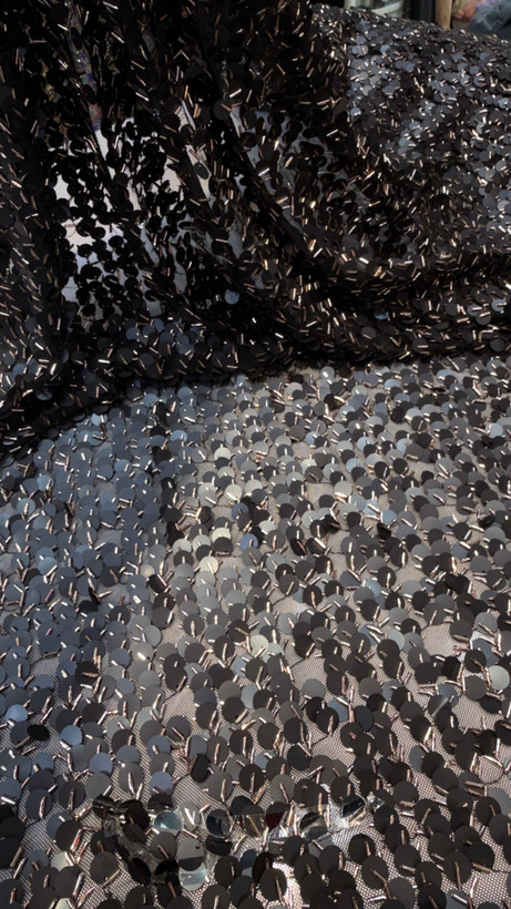 نمای نزدیک رنگ مشکی