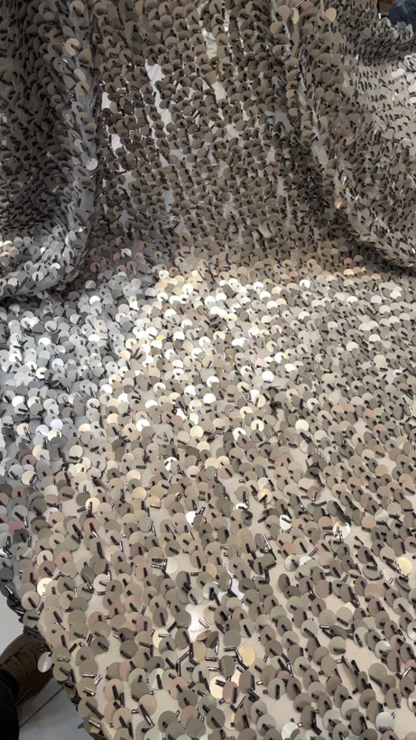 نمای نزدیک رنگ نقره ای