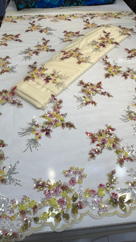 کریستال دوزی حاشیه دار